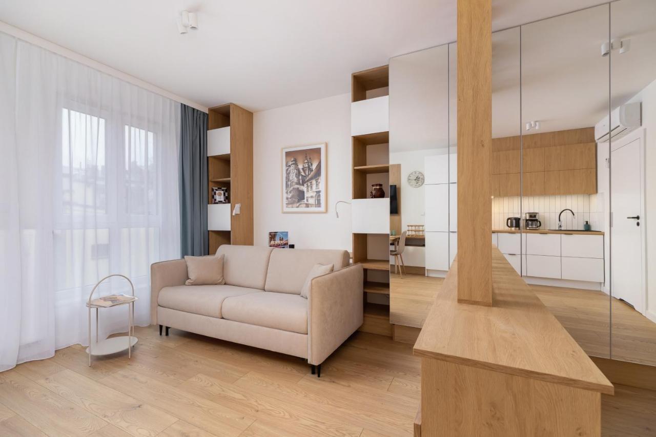 City Studio With Ac Czarnowiejska By Renters Krakau Exterior foto