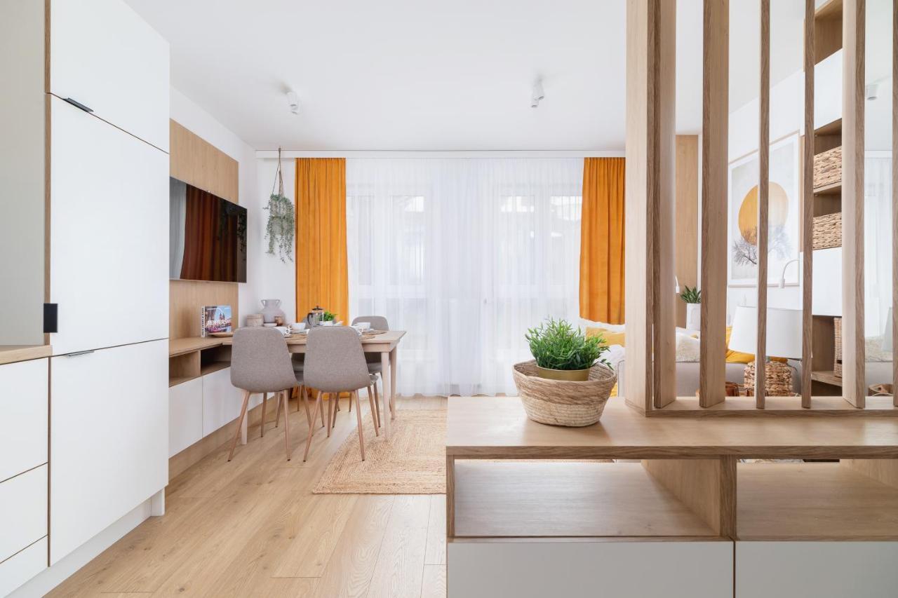 City Studio With Ac Czarnowiejska By Renters Krakau Exterior foto