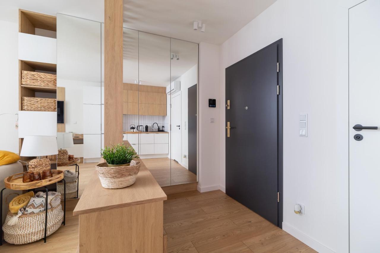 City Studio With Ac Czarnowiejska By Renters Krakau Exterior foto